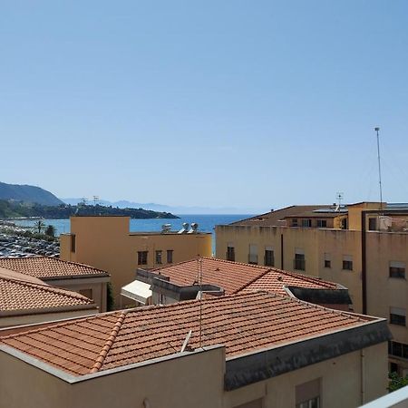 Casa Floridea -Mediterranea Sicilia Apt Cefalù Zewnętrze zdjęcie