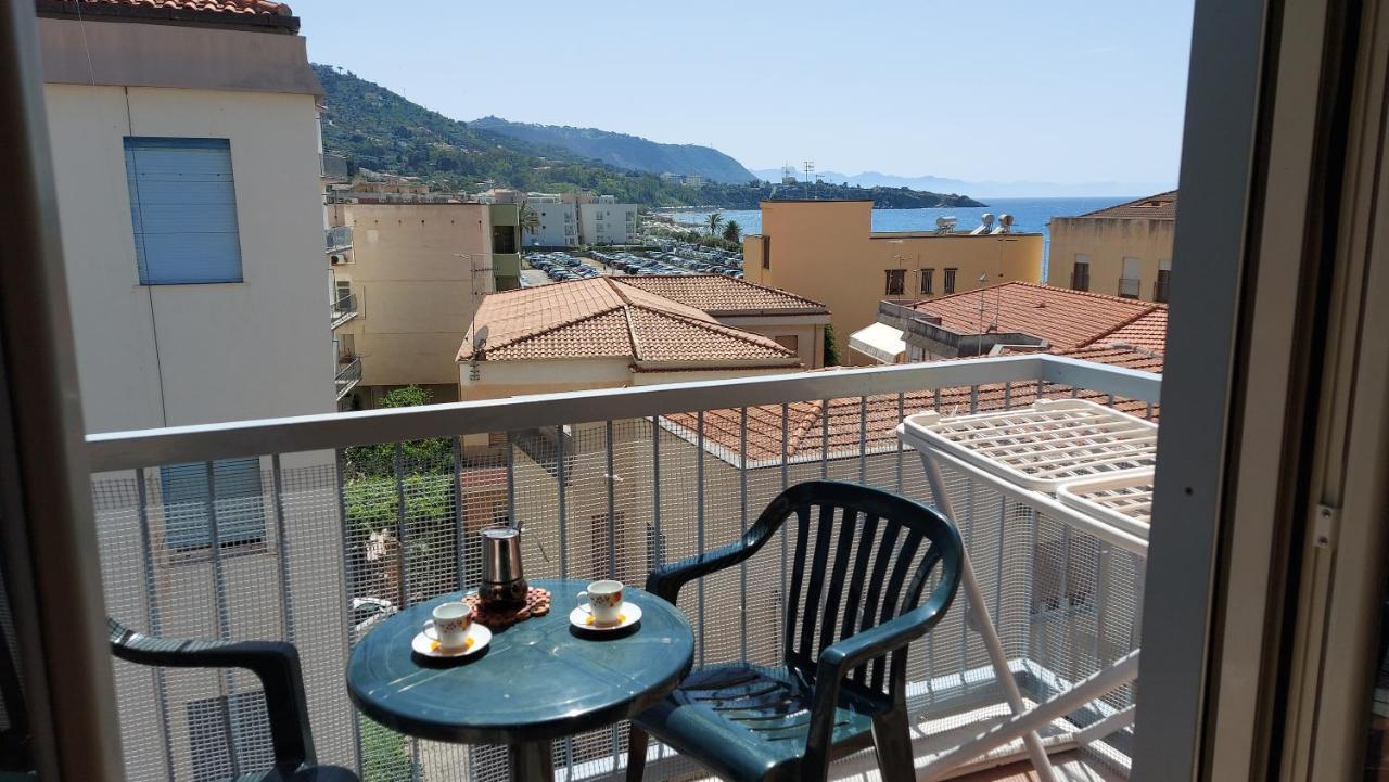 Casa Floridea -Mediterranea Sicilia Apt Cefalù Zewnętrze zdjęcie