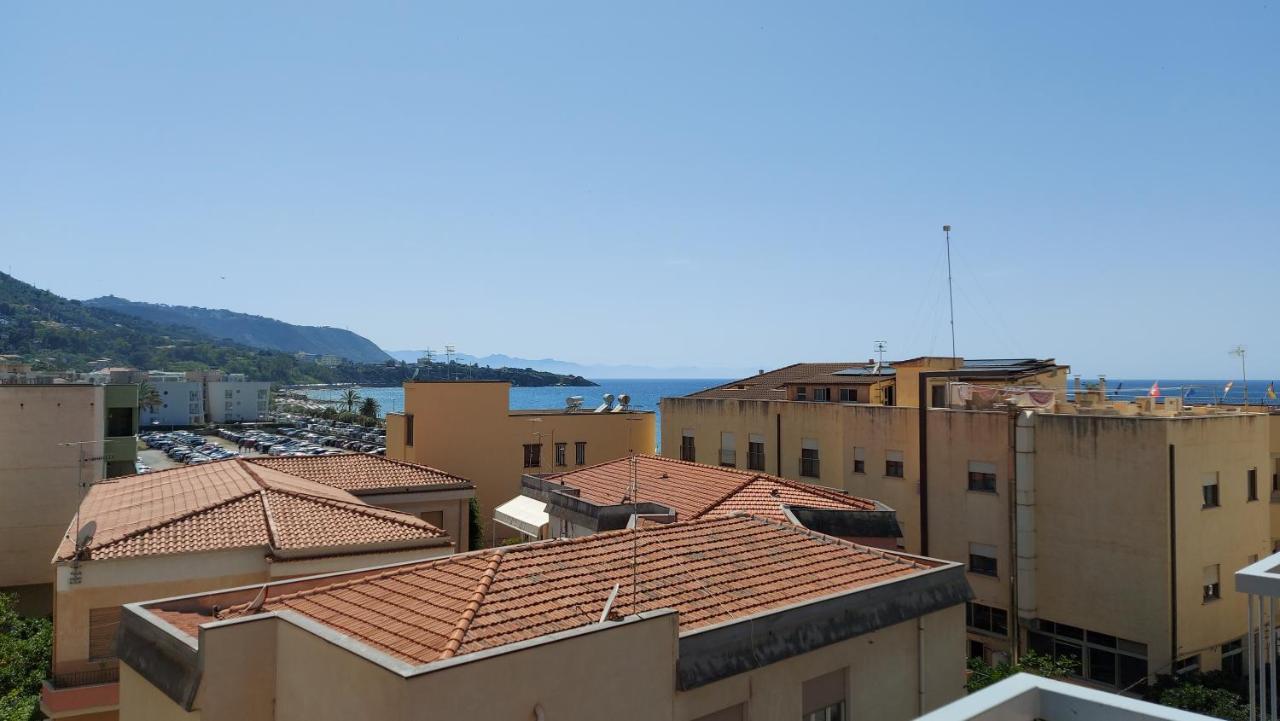 Casa Floridea -Mediterranea Sicilia Apt Cefalù Zewnętrze zdjęcie